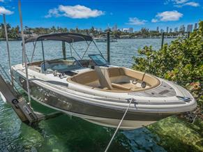 Chris-Craft Launch 32