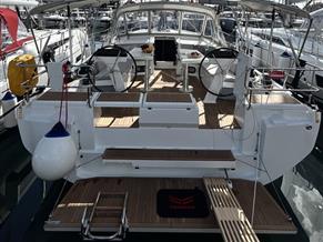 Beneteau Oceanis 52