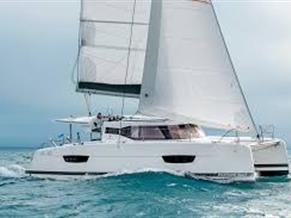 Fountaine Pajot Lucia 40 Maestro