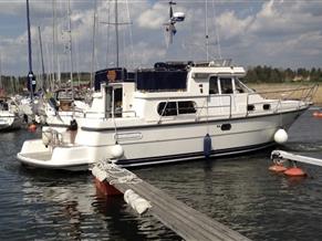 Nimbus 380 Commander