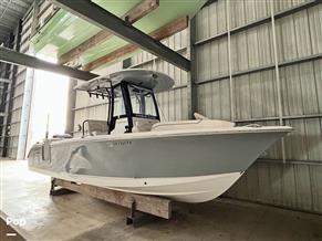 Sea Hunt 235 SE