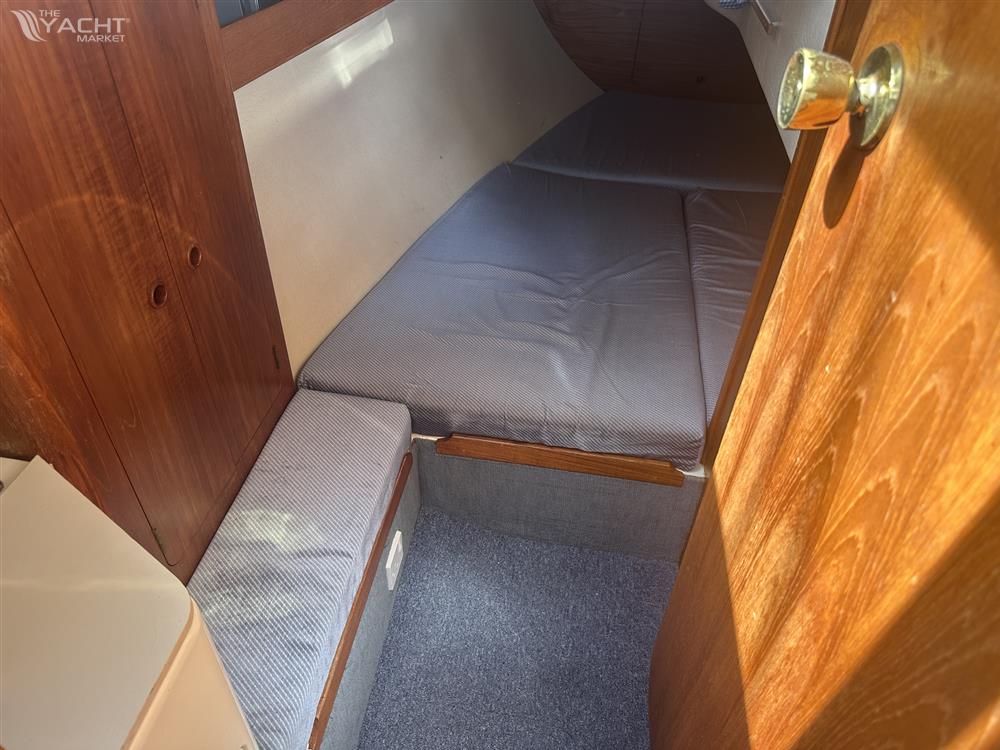 1990 Moody Eclipse 33 - Photo 1