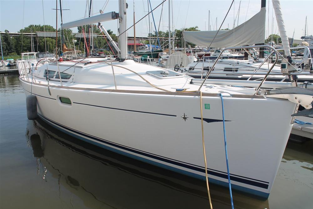 Jeanneau Sun Odyssey 39 - Photo 0