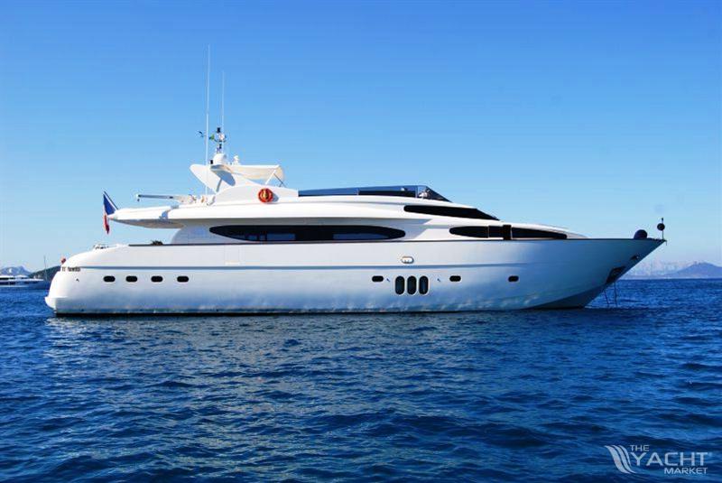 EUROCRAFT 29M - Beija Flore yacht charter