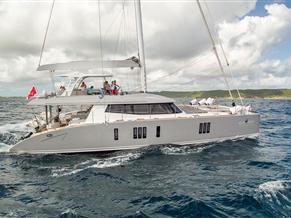 SUNREEF 74 SAIL