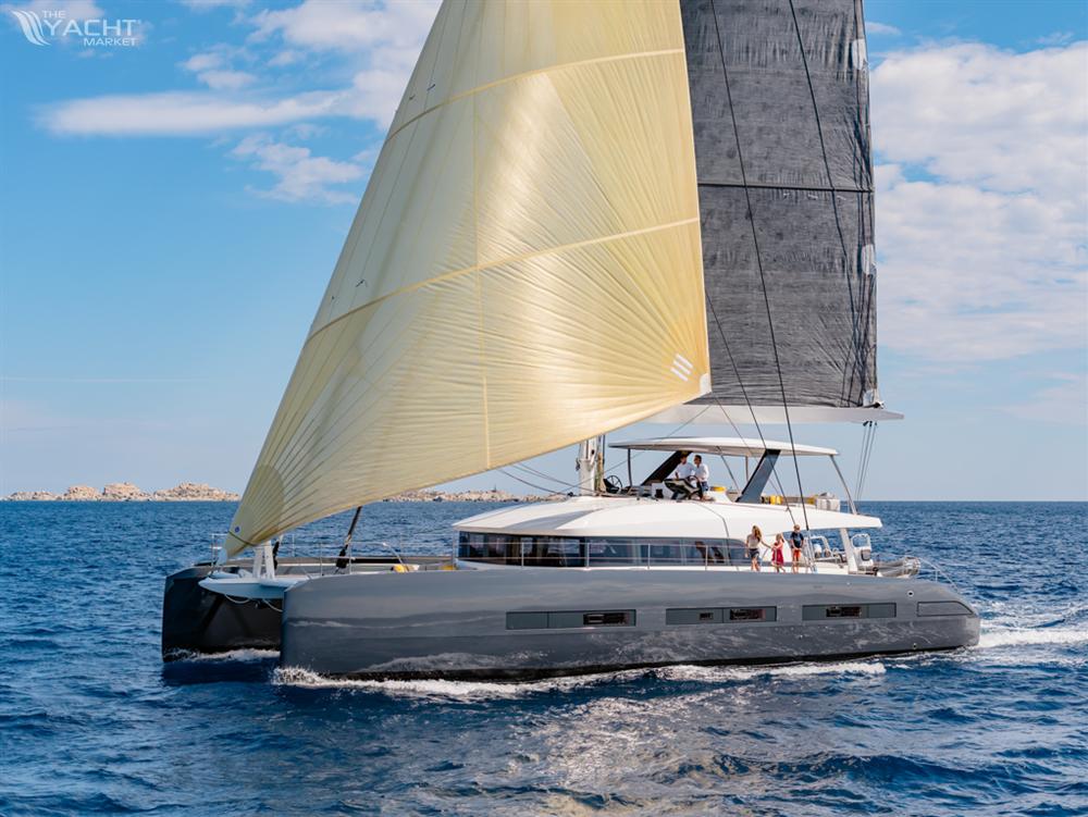 LAGOON 77