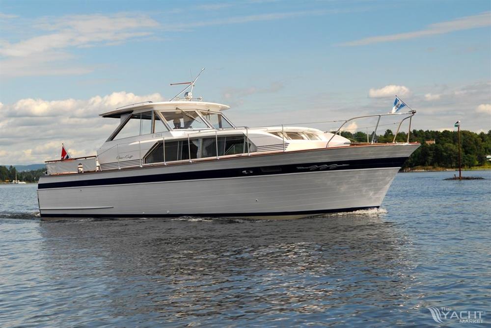 Chris-Craft Constellation - Photo 0