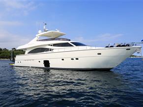 Ferretti Yachts 830 Hard-Top