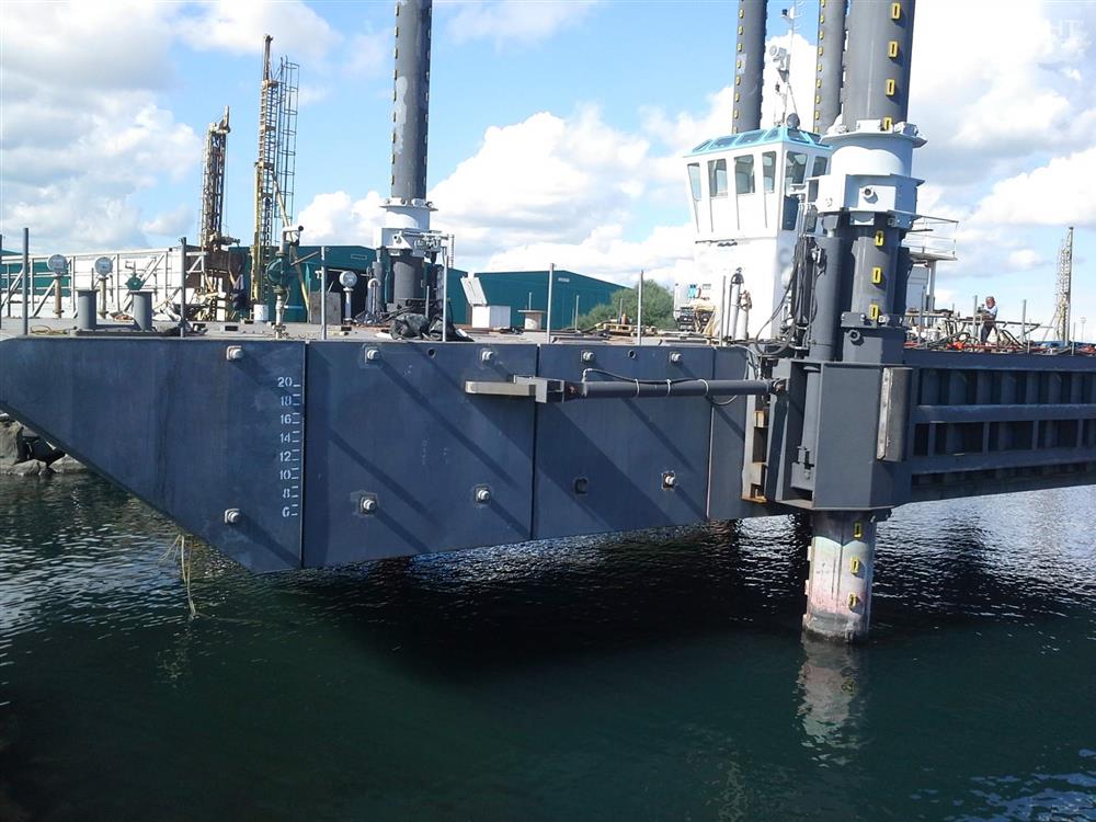 SELF PROPELLED JACK-UP BARGE FOR CHARTER